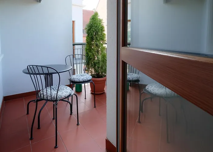 Starowka - Riverside Ii Daire *