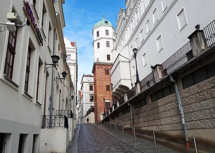 Starowka - Riverside Ii